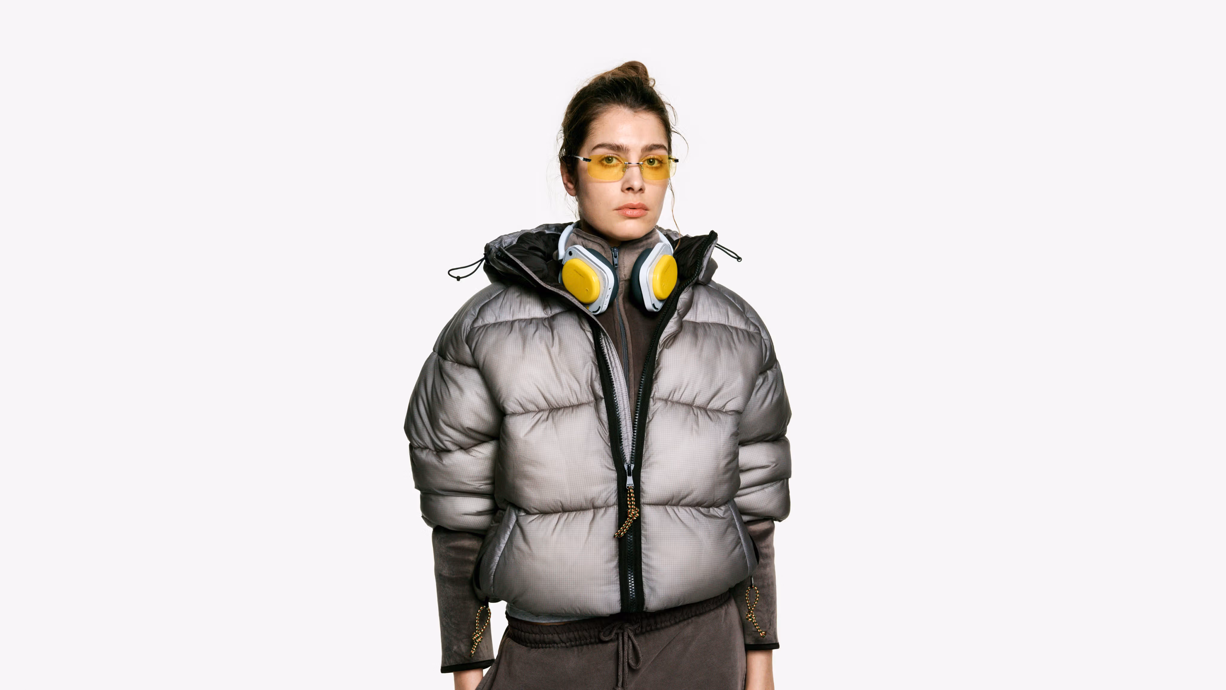 Headphone (a) product background image